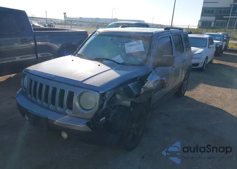 2014 Jeep Patriot High Altitude z USA, uszkodzony, nr VIN 1C4NJPFA0ED754608